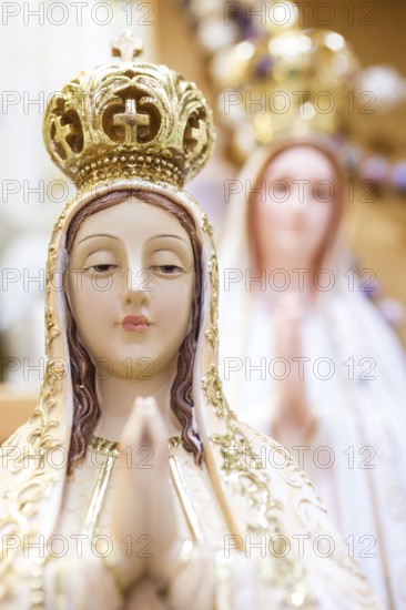Madonna figures, religious kitsch, Fátima, Santarém district, Portugal, Europe, Fátima, Santarém district, aerial view, birds-eyes view, Travel, travel photography