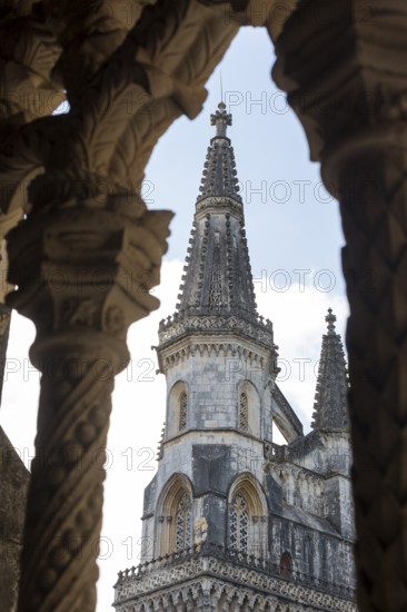Monastery of Santa Maria da VitÃüria, UNESCO World Heritage Site, Cloister, Monastery Church of Batalha, Mosteiro da Batalha, Batalha, Leiria District, Portugal, Europe, aerial view, birds-eyes view, Travel, Travel Photography