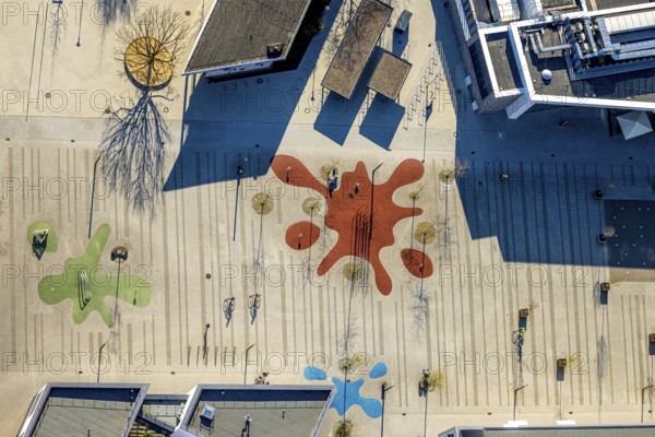 Aerial view, Campusplatz Süd with ground painting and resting places, Selm, Münsterland, North Rhine-Westphalia, Germany, DE, Europe, aerial view, aerial photography, aerial photography, overview, bird's eye view, birds-eyes view, overview