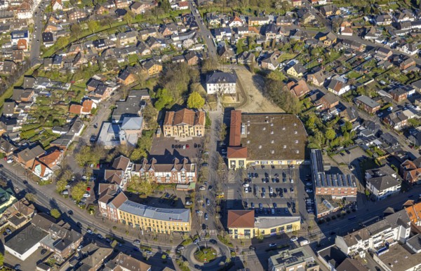 Aerial view, community centre and adult education centre VHS in the town centre, Botzlar Castle (white house), residential area town view and shopping centre with Edeka supermarket, roundabout Kreisstraße and Botzlarstraße, Beifang, Selm, Münsterland, North Rhine-Westphalia, Germany, DE, Europe, property tax, real estate, roundabout, aerial view, aerial photography, aerial photography, castle, overview, bird's-eye view, residential area, living and life, residential area, residential quality, residential quarter, housing estate, residential district, birds-eyes view, overview
