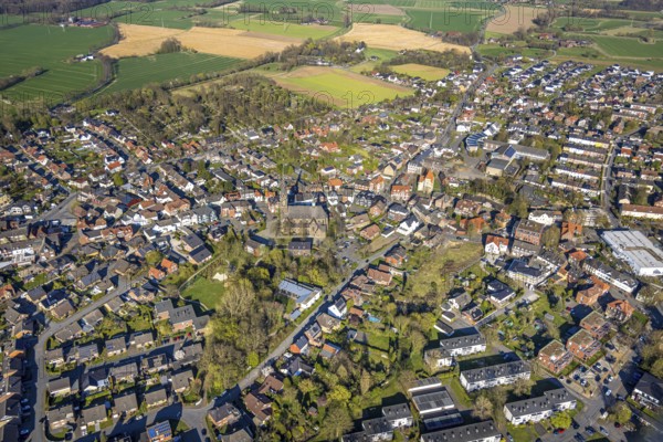 Aerial view, catholic parish church St. Ludger in the town centre residential area, Selm, Münsterland, North Rhine-Westphalia, Germany, place of worship, DE, Europe, religious community, place of worship, property tax, holy place, real estate, church, parish, denomination, aerial view, aerial photography, aerial photography, religion, religious site, overview, bird's-eye view, residential area, living and life, residential area, residential quality, residential quarter, housing estate, residential area, birds-eyes view, overview