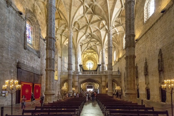 Nave, Mosteiro dos Jerónimos, UNESCO World Heritage Site, Lisbon, Lisbon District, Portugal