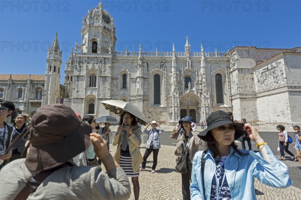 Japanese tourists in front of the Mosteiro dos Jerónimos, UNESCO World Heritage Site, Lisbon, Lisbon District, Portugal