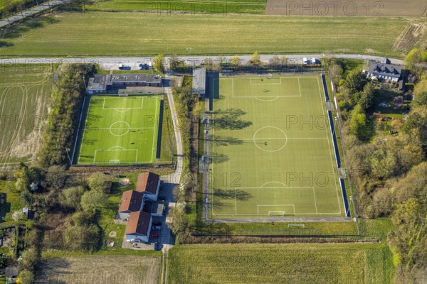 Aerial view, football stadium sports field Am Kohuesholz of Grün-Schwarz Cappenberg, Cappenberg, Selm, Münsterland, North Rhine-Westphalia, Germany, DE, Europe, football field, football stadium, aerial view, aerial photography, aerial photography, sports, sports facilities, sports field, sports venue, stadium, overview, bird's-eye view, overview