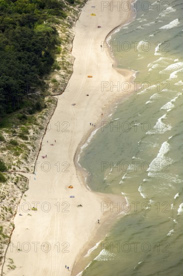 UnieÅ'cie, nest, West Pomerania, sandy beach, fishing boats, beach life, Baltic Sea coast, Województwo zachodniopomorskie, Poland, Uniescie, Województwo zachodniopomorskie, PL, Europe, aerial photo, birds-eyes view, aerial view, aerial photography, overview, bird's eye view, northern Poland