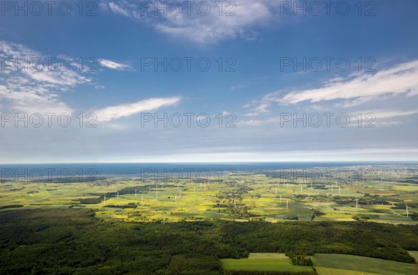 Wind farm, wind power plants, fields, forests, Szczeglino, Steglin, Baltic Sea coast, Województwo zachodniopomorskie, Poland, Województwo zachodniopomorskie, PL, Europe, aerial view, birds-eyes view, aerial photography, aerial photography, overview, bird's eye view, northern Poland