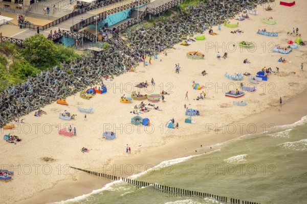 UnieÅ'cie, nest, West Pomerania, sandy beach, fishing boats, beach life, Baltic Sea coast, Województwo zachodniopomorskie, Poland, Uniescie, Województwo zachodniopomorskie, PL, Europe, aerial photo, birds-eyes view, aerial view, aerial photography, overview, bird's eye view, northern Poland