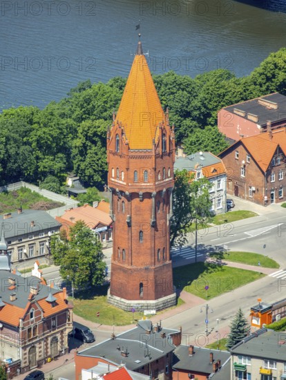 Malbork, Castle, Brick Gothic, River Nogat, City of Marienburg, Seat of the Grand Masters of the Teutonic Order, Teutonic Order State, pomorskie, Poland, Baltic Sea coast, PL, Europe, aerial view, bird's-eye view, aerial photography, overview, bird's-eye view, northern Poland