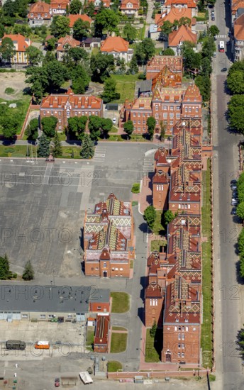 Malbork, Castle, Brick Gothic, River Nogat, City of Marienburg, Seat of the Grand Masters of the Teutonic Order, Teutonic Order State, pomorskie, Poland, Baltic Sea coast, PL, Europe, aerial view, bird's-eye view, aerial photography, overview, bird's-eye view, northern Poland