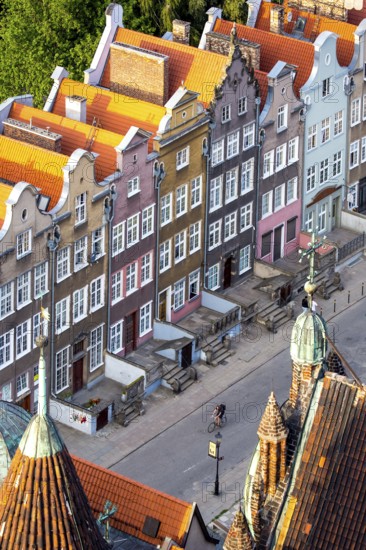 GdaÅsk, view from St. Mary's Church, gabled merchants' houses, GdaÅsk city, Old Town of GdaÅsk, GdaÅsk, Baltic Sea coast, Baltic Sea, pomorskie, Pomeranian Voivodeship, Poland, Gdansk, PL, Europe, aerial view, birds-eyes view, aerial photography, aerial photography, overview, bird's eye view