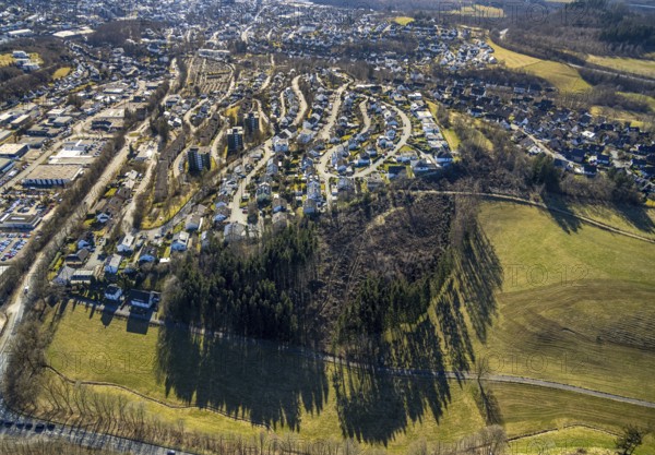 Aerial view, residential area, local view Stauffenbergring, trees with shadows, Olpe town, Olpe, Sauerland, North Rhine-Westphalia, Germany, DE, Europe, property tax, real estate, aerial view, aerial photography, aerial photography, overview, bird's-eye view, residential complex, living and living, residential area, residential quality, residential neighbourhood, residential area, birds-eyes view, overview