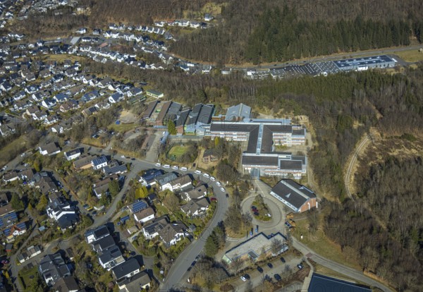 Aerial photo, Max von der Grün-Schule Sonderschule, Olpe-Stadt, Olpe, Sauerland, North Rhine-Westphalia, Germany, education, educational institution, DE, Europe, educational institute, aerial photography, aerial photography, aerial photography, school, overview, bird's eye view, birds-eyes view, overview