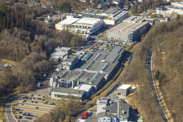 Aerial view, commercial area Im Langen Feld, Kemper Gebr. GmbH factory premises on the river Bigge, Dahl, Olpe, Sauerland, North Rhine-Westphalia, Germany, DE, Europe, commercial enterprises, commercial area, commercial property, commercial site, commercial use, industrial area, industrial site, aerial photograph, aerial photography, aerial photography, overview, bird's-eye view, bird's-eye view, overview