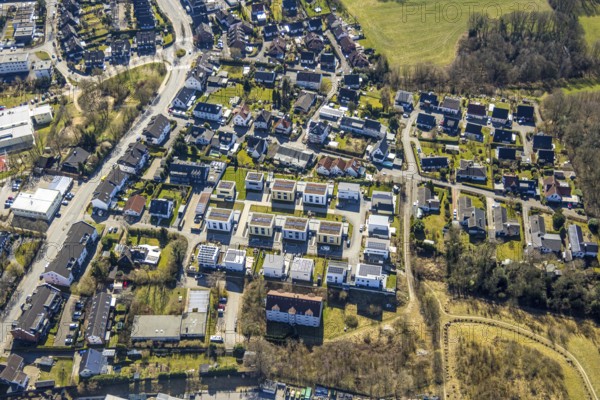 Aerial view, new housing estate Sonnenfeld, Schmandbruch, Wetter, Ruhr area, North Rhine-Westphalia, Germany, DE, Europe, property tax, real estate, aerial view, aerial photography, aerial photography, overview, bird's-eye view, Wetter (Ruhr), housing estate, housing and living, residential area, housing quality, residential neighbourhood, housing estate, residential area, birds-eyes view, overview