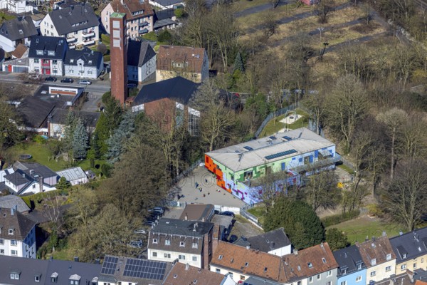 Aerial view, Kindergarten Kita Zum Ledderken, behind the evang. Christuskirche Witten, sunshine, Witten, Ruhr area, North Rhine-Westphalia, Germany, DE, Europe, kindergarten, day nursery, day care centre, day nursery, aerial view, aerial photography, aerial photography, location, overview, bird's-eye view, overview
