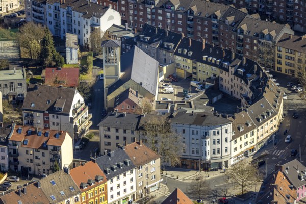Aerial view, Kreuzkirche Lutheran Church, semicircular residential complex, Lutherstraße, Witten, Ruhr area, North Rhine-Westphalia, Germany, DE, Europe, place of worship, church, aerial view, aerial photography, aerial photography, apartment buildings, location, overview, bird's-eye view, living and life, residential buildings, birds-eyes view, overview
