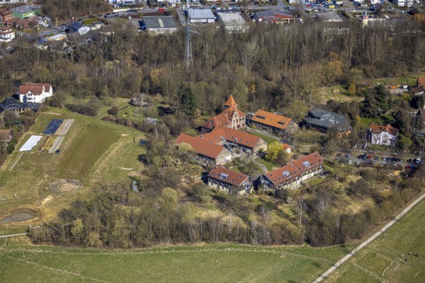 Aerial view, Christopherus-Haus e.V. - Wohn- und Lebensgemeinschaft Witten Christopherus-Hof, Addeckplanen im Kräutergarten und Gartenarbeiten, Annen, Witten, Ruhr Area, North Rhine-Westphalia, Germany, DE, Europe, Haus Gottessegen, aerial view, aerial photography, aerial photography, location, overview, bird's eye view, living and living, handicapped accessible living, birds-eyes view, overview