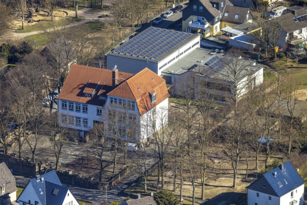 Aerial photo, Hüllbergschule and sports hall, Annen, Witten, Ruhr area, North Rhine-Westphalia, Germany, education, educational institution, DE, Europe, primary school, teaching institute, aerial photo, aerial photography, aerial photography, location, school, overview, bird's-eye view, further education, birds-eyes view, overview