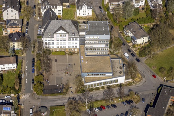 Aerial view, Städtische Sekundarschule am See, schoolyard and pupils, Wetter, Ruhr area, North Rhine-Westphalia, Germany, education, educational institution, DE, Europe, educational institute, aerial view, aerial photography, aerial photography, school, overview, bird's eye view, Wetter (Ruhr), birds-eyes view, overview