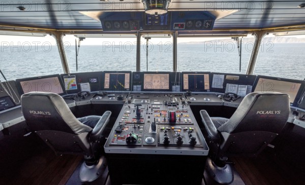 MS Polarlys, command bridge, Honningsvåg, Finnmark, Norway, Scandinavia, Europe, adventure travel, tourism, Honningsvåg, Hurtigruten, Hurtigruten voyage, command post, cruise, cruise ship, NOR, navigation technology, travel, destination, ship, shipping, ship bridge, sea voyage, sightseeing, controls, tourism, Norwegian, Scandinavian, touristic