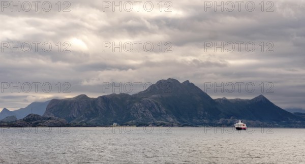 Ship MS Kong Harald, mountain range, Bolga, Nordland, Norway, Scandinavia, Europe, adventure trip, mountains, rocky coast, tourism, Hurtigruten, Hurtigruten trip, cruise, cruise ship, coast, coastal landscape, coastal region, coastal strip, liner service, NOR, passenger ship, shipping company Hurtigruten AS, trip, destination, ship, sea trip, sightseeing, tourism, Norwegian, Scandinavian, touristic