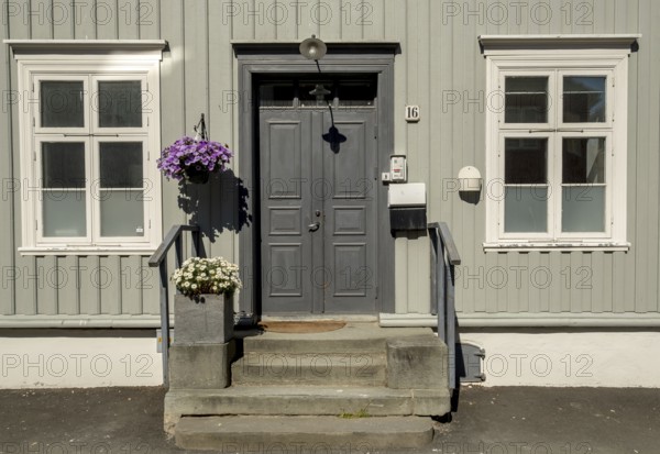 Shapes and colours, picturesque doors and windows, Nedre Bakklandet, Nygata Street, Trondheim, Trøndelag, Norway, Scandinavia, Europe, adventure travel, tourism, Hurtigruten, Hurtigruten trip, cruise, NOR, travel, destination, sea trip, sightseeing, tourism, Trøndelag, historic houses, picturesque doors, picturesque window, Norwegian, Scandinavian, touristic