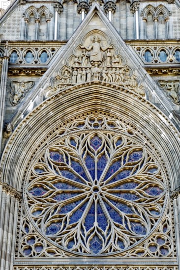 Nidaros Cathedral, cathedral, west façade, Trondheim, Trøndelag, Norway, Scandinavia, Europe, adventure trip, Office of the Presidents of the Norwegian Bishops' Conference, place of worship, Domkirke, tourism, religious community, place of worship, Hurtigruten, Hurtigruten voyage, church, church community, denomination, Kongsgårdsgata, cruise, NOR, national shrine, travel, destination, religion, sea voyage, sightseeing, tourism, Trøndelag, gothic architecture, Norwegian, Scandinavian, tourist