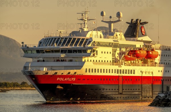 Ship MS Polarlys, harbour Molde, Møre og Romsdal, Norway, Scandinavia, Europe, adventure trip, tourism, harbour, Hurtigruten, Hurtigruten trip, cruise, cruise ship, Molde, Møre og Romsdal, NOR, shipping company Hurtigruten AS, trip, destination, ship, shipping, sea trip, sightseeing, tourism, Norwegian, Scandinavian, touristic