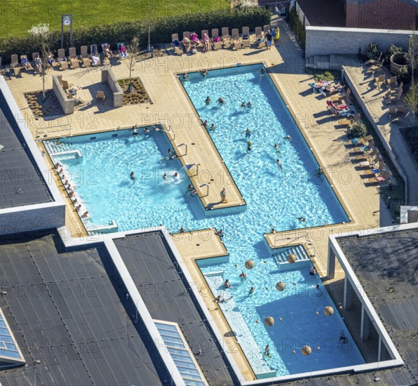 Aerial view, saltwater pool, outdoor swimming pool and bathers, sun loungers, Werne, Ruhr area, North Rhine-Westphalia, Germany, DE, Europe, aerial view, aerial photography, aerial photography, Münsterland, overview, bird's-eye view, overview