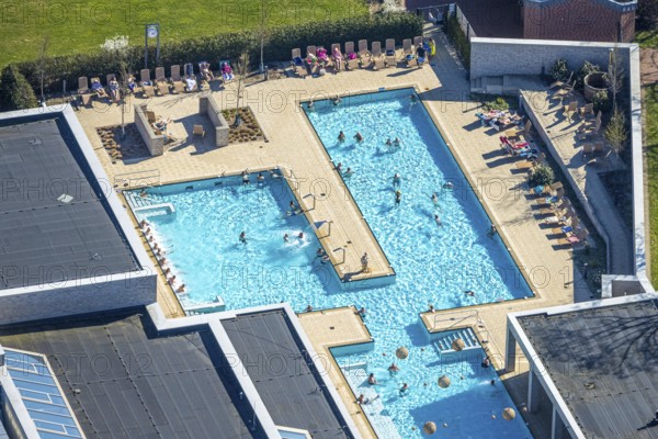 Aerial view, saltwater pool, outdoor swimming pool and bathers, sun loungers, Werne, Ruhr area, North Rhine-Westphalia, Germany, DE, adventure pool, Europe, leisure, aerial photography, aerial photography, Münsterland, thermal bath, overview, bird's eye view, birds-eyes view, overview