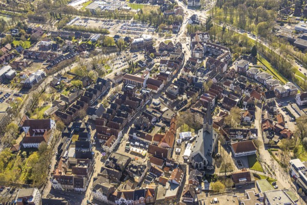 St. Christophorus Church in the old town, historic town hall on the market square, Werne, Ruhr area, North Rhine-Westphalia, Germany, place of worship, DE, Europe, religious community, place of worship, holy place, city centre view, church, parish, denomination, aerial view, aerial photography, aerial photography, Münsterland, town hall, religion, religious site, overview, bird's-eye view, birds-eyes view, overview