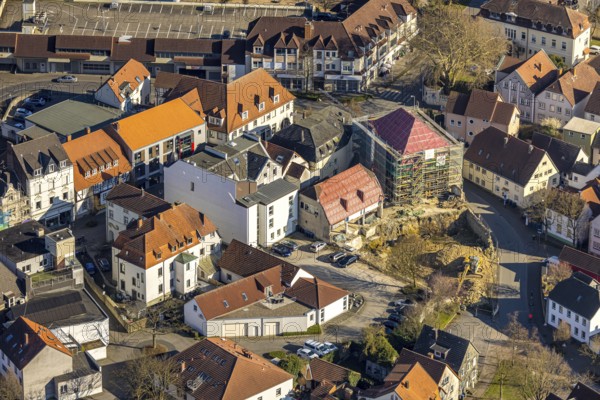 Aerial view, construction site with new building on the corner of Kämperstraße and Steinerstraße, former Fredrich and Neuschäfer furniture store, Werl, Werl-Unnaer Börde, North Rhine-Westphalia, Germany, worker, architecture, exterior view, construction work, construction worker, construction area, construction site, building plot, construction crane, construction measure, construction project, construction site, DE, development, Europe, progress, building, scaffolding, trade, commercial enterprises, commercial area, commercial area, commercial property, commercial park, commercial site, commercial use, real estate, industrial area, industrial site, infrastructure, construction, intersection, Kämperstraße, aerial view, aerial photography, aerial photography, machines, modernisation, new construction, planning, renovation, city, urban development, Steinerstraße, street, daylight, overview, urban, traffic, bird's-eye view, tools, birds-eyes view, overview