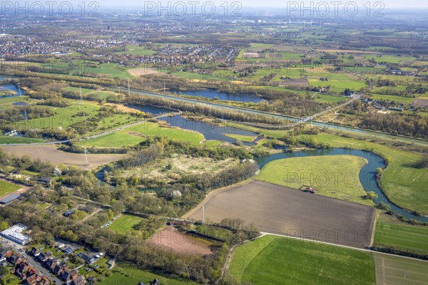 Aerial view, nature reserve Am Tibaum with bridge Am Tibaum over the Datteln-HAmm canal, district Herringen, Hamm, Ruhr area, North Rhine-Westphalia, Germany, DE, Europe, aerial view, aerial photography, aerial photography, Münsterland, overview, bird's eye view, Werne, birds-eyes view, overview