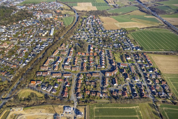 Aerial view, residential area, local view on the L969 country road, building site construction site Auf dem Hönningen, Werl, Soester Börde, North Rhine-Westphalia, Germany, DE, Europe, property tax, real estate, aerial view, aerial photography, aerial photography, overview, bird's-eye view, residential complex, living and living, residential area, residential quality, residential neighbourhood, housing estate, residential district, birds-eyes view, overview