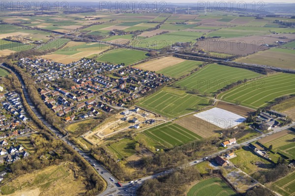 Aerial view, residential area, local view on the L969 country road, building site construction site Auf dem Hönningen, Werl, Soester Börde, North Rhine-Westphalia, Germany, DE, Europe, property tax, real estate, aerial view, aerial photography, aerial photography, overview, bird's-eye view, residential complex, living and living, residential area, residential quality, residential neighbourhood, housing estate, residential district, birds-eyes view, overview
