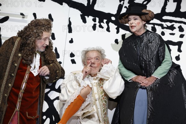 Harald Effenberg, Dieter Hallervorden and Dagmar Biener at the photo rehearsal for the play 'Der eingebildet Kranke' at the palace gardens Theatre. Berlin, 02.09.2025