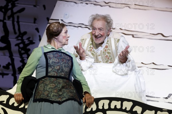 Dieter Hallervorden and Dagmar Biener at the photo rehearsal for the play 'Der eingebildet Kranke' at the palace gardens Theatre. Berlin, 02.09.2025
