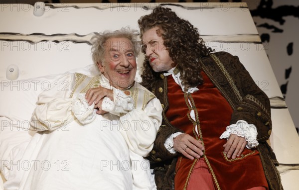 Dieter Hallervorden and Harald Effenberg at the photo rehearsal for the play 'Der eingebildet Kranke' at the palace gardens Theatre. Berlin, 02.09.2025