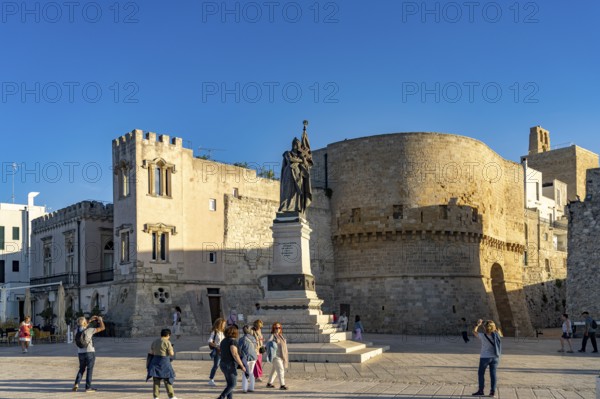 Torre Alfonsina and the Monumento agli Eroi e ai Martiri Otrantini del 1480 in front of the historic centre of Otranto, Apulia, Italy