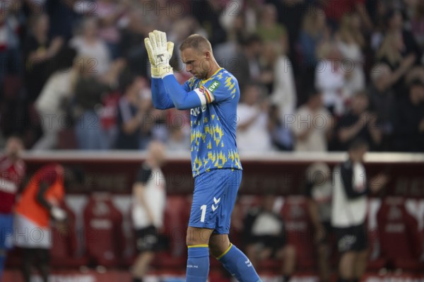 (DFL/DFB REGULATES PROHIBIT ANY USE OF PHOTOGRAPHS AS IMAGE SEQUENCES AND/OR QUASI-VIDEO), RheinEnergieStadion, Cologne, North Rhine-Westphalia, Marvin Schwäbe (1.FC Köln, Goalkeeper, #1), 1. Soccer Bundesliga, 1.FC Köln, SC Freiburg on 31.08.2025 at the RheinEnergieStadion in Cologne Germany