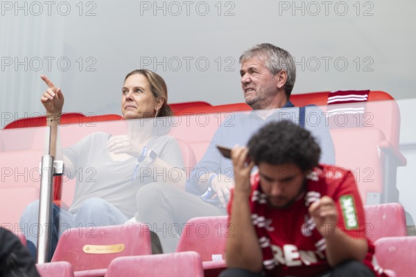 (DFL/DFB REGULATES PROHIBIT ANY USE OF PHOTOGRAPHS AS IMAGE SEQUENCES AND/OR QUASI-VIDEO), RheinEnergieStadion, Cologne, North Rhine-Westphalia, Friedhelm Funkel, 1st Bundesliga, 1.FC Köln, SC Freiburg on 31.08.2025 at the RheinEnergieStadion in Cologne Germany