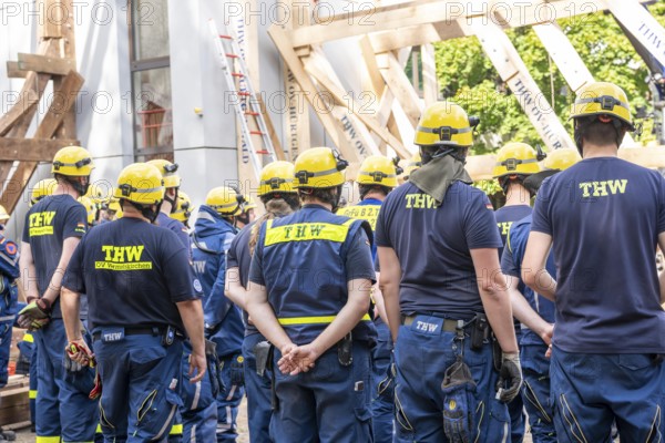 Emergency services at a major exercise lasting several days, FÜLEX25, organised by the THW, Federal Agency for Technical Relief, North Rhine-Westphalia regional association. Over 4 weekends, more than 3500 volunteers from 127 local associations in North Rhine-Westphalia practise many different operational scenarios
