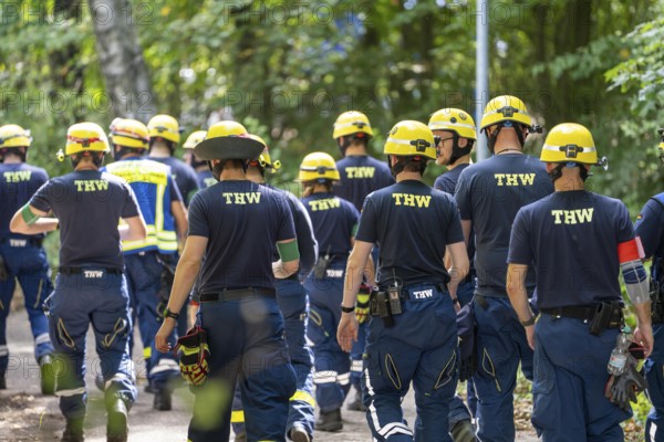 Emergency services at a major exercise lasting several days, FÜLEX25, organised by the THW, Federal Agency for Technical Relief, North Rhine-Westphalia regional association. Over 4 weekends, more than 3500 volunteers from 127 local associations in North Rhine-Westphalia practise many different operational scenarios