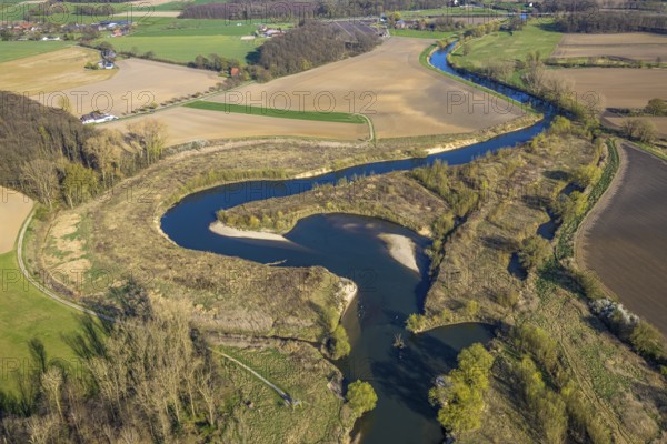 Aerial view, river Lippe meander, Lippe loop, river development and floodplain development of the Lippe Vogelsang, renaturation, city limits Olfen-Datteln, nature reserve Lippe floodplain, meadows and fields with distant view, Olfen-Kirchspiel, Olfen, Münsterland, North Rhine-Westphalia, Germany, DE, Europe, river, river meander, Lippe floodplain, Lippe floodplain loop, aerial view, aerial photography, aerial photography, overview, bird's eye view, birds-eyes view, overview
