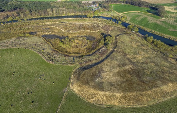 Aerial view, Lippe floodplain nature reserve, river Lippe, river development and floodplain development of the Lippe Vogelsang, renaturation, city limits Olfen-Datteln, Olfen-Kirchspiel, Olfen, Münsterland, North Rhine-Westphalia, Germany, DE, Europe, river, river meander, Lippe floodplain, Lippe floodplain loop, aerial view, aerial photography, aerial photography, overview, bird's-eye view, overview