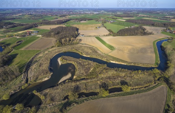 Aerial view, river Lippe meander, Lippe loop, river development and floodplain development of the Lippe Vogelsang, renaturation, city limits Olfen-Datteln, nature reserve Lippe floodplain, meadows and fields with distant view, Olfen-Kirchspiel, Olfen, Münsterland, North Rhine-Westphalia, Germany, DE, Europe, river, river meander, Lippe floodplain, Lippe floodplain loop, aerial view, aerial photography, aerial photography, overview, bird's eye view, birds-eyes view, overview