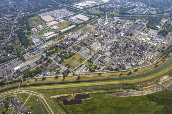Aerial view, Oxea plant (Ruhrchemie), Otto-Roelen-Straße, river Emscher, Holten, Oberhausen, Ruhr area, North Rhine-Westphalia, Germany, chemical plant, DE, Europe, commercial enterprises, commercial space, commercial area, commercial property, commercial park, commercial site, commercial use, industrial area, industrial site, aerial view, aerial photography, aerial photography, overview, bird's-eye view, overview, OberhausenNord