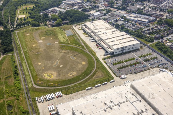 Aerial view, Picnic FCA Oberhausen GmbH e-food warehouse, construction site Schwarze Heide, Schwarze Heide, Oberhausen, Ruhr area, North Rhine-Westphalia, Germany, construction work, construction area, construction site, building site, construction project, construction site, DE, Europe, commercial enterprises, commercial area, commercial area, commercial property, commercial park, commercial location, commercial use, industrial area, industrial location, logistics, logistics service, logistics service provider, logistics provider, logistics centre, aerial view, aerial photography, aerial photography, new construction, overview, bird's-eye view, overview, OberhausenNord