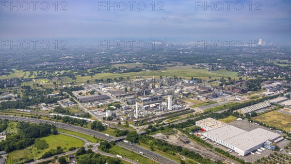 Aerial view, Oxea plant (Ruhrchemie), Otto-Roelen-Straße, distant view, Holten, Oberhausen, Ruhr area, North Rhine-Westphalia, Germany, chemical plant, DE, Europe, commercial enterprises, commercial space, commercial area, commercial property, commercial park, commercial site, commercial use, industrial area, industrial site, aerial view, aerial photography, aerial photography, overview, bird's-eye view, overview, OberhausenNord