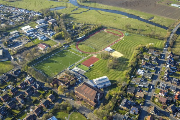 Aerial view, Stever Sportpark with Steverstadion, sports facility football stadium and athletics stadium, Olfen-Stadt, Olfen, Münsterland, North Rhine-Westphalia, Germany, Arena, DE, Europe, football pitch, football stadium, athletics stadium, aerial view, aerial photography, aerial photography, sports, sports facilities, sports field, sports facility, stadium, overview, bird's-eye view, overview